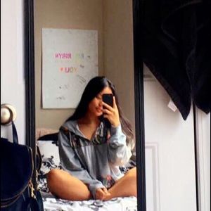 Meet your Posher, Robyn-angelina